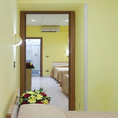 オリエンテ ホテル 2*