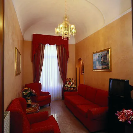 Oriente Отель 2*